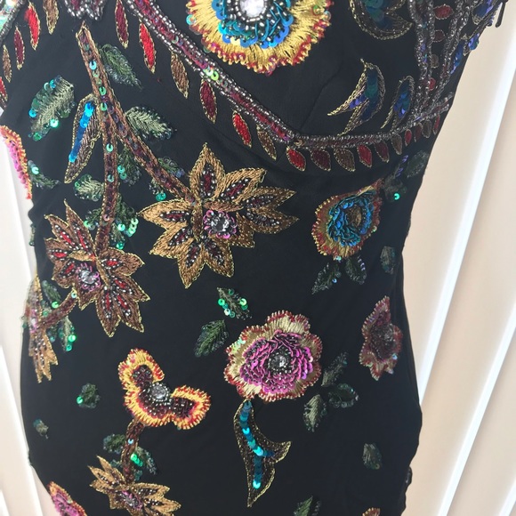 SILK EMBROIDERED W/SEQUINS EVENING DRESS SIZE S - Picture 4 of 8